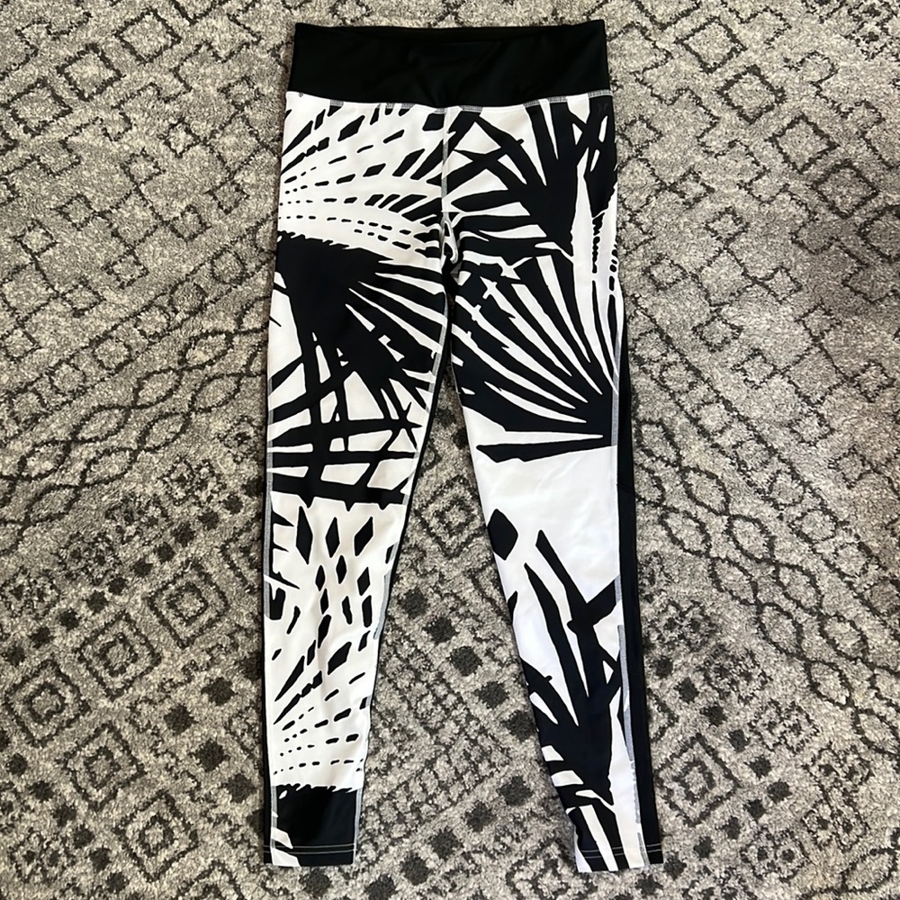 Hurley water and workout leggings